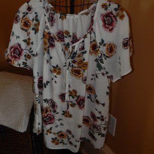 Ladies Maurices Blouse - Shirt - Top  Floral   Size L